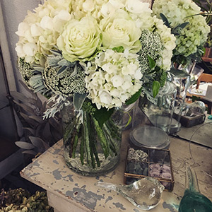 名古屋市名東区の花屋「アトリエ凜花」花束05