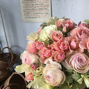 名古屋市名東区の花屋「アトリエ凜花」花束08