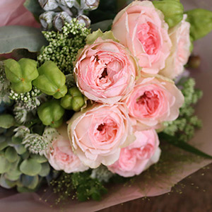 名古屋市名東区の花屋「アトリエ凜花」花束12